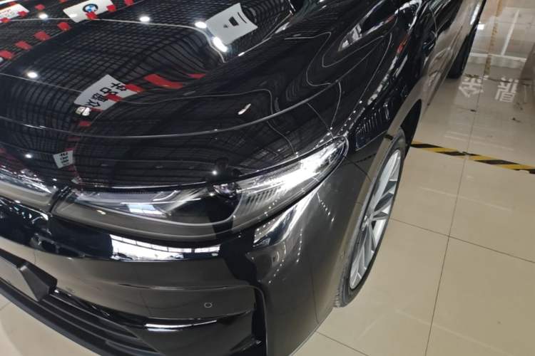 Used Leapmotor C16 2026 Extended-Range 280 LiDAR Zhizun Edition 6 Seats Left Front Headlight