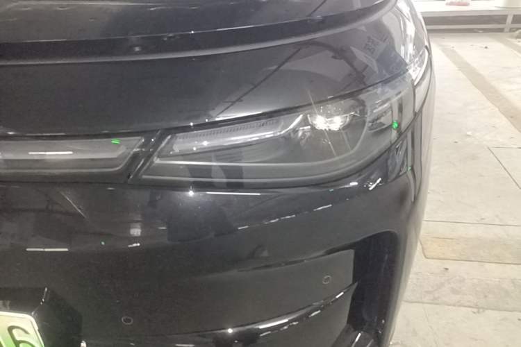 Used Leapmotor C16 2026 All-Electric 630 LiDAR Zhizun Edition 6 Seats Left Front Headlight