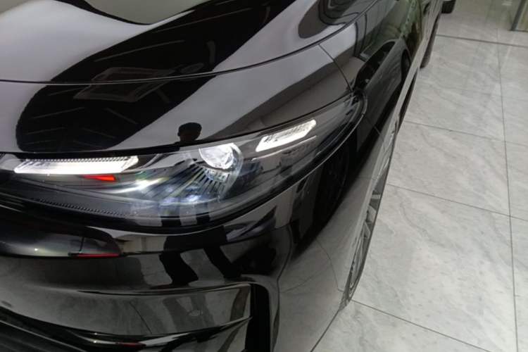 Used Leapmotor C16 2026 Extended-Range 280 LiDAR Zhizun Edition 6 Seats Left Front Headlight