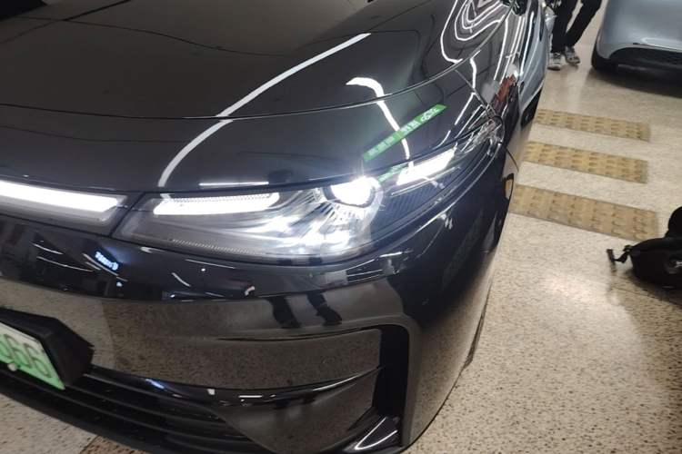 Used Leapmotor C16 2026 Extended-Range 280 LiDAR Zhizun Edition 6 Seats Left Front Headlight