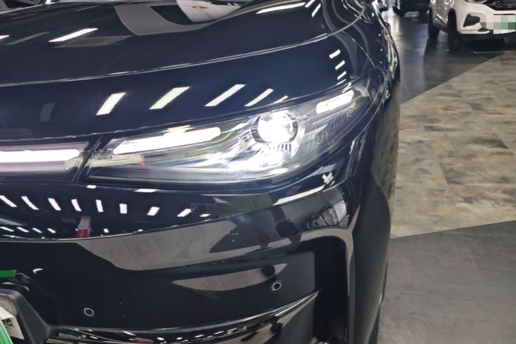 Used Leapmotor C16 2026 Extended-Range 280 LiDAR Zhizun Edition 6 Seats Left Front Headlight