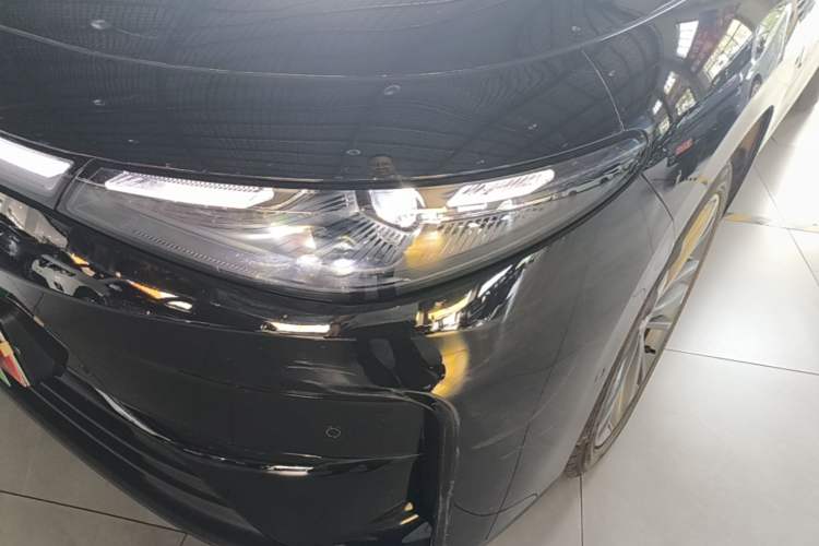 Used Leapmotor C16 2026 Extended-Range 280 LiDAR Zhizun Edition 6 Seats Left Front Headlight