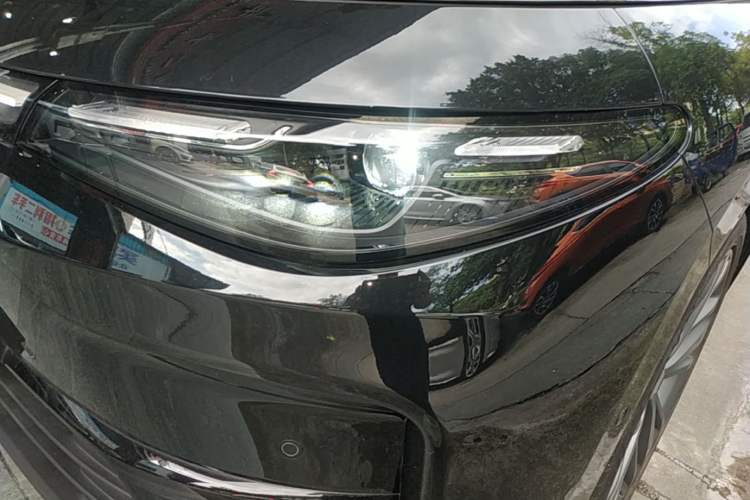 Used Leapmotor C16 2026 Extended-Range 280 LiDAR Zhizun Edition 6 Seats Left Front Headlight