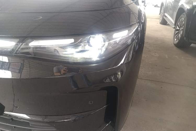 Used Leapmotor C16 2026 Extended-Range 280 LiDAR Zhizun Edition 6 Seats Left Front Headlight