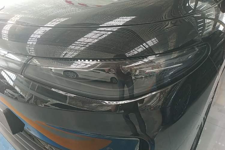 Used Leapmotor C16 2026 Extended-Range 280 LiDAR Zhizun Edition 5 Seats Left Front Headlight