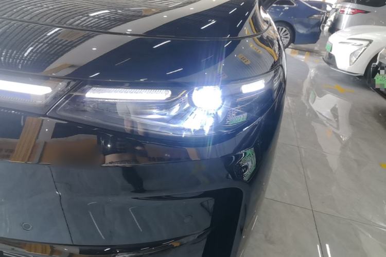 Used Leapmotor C16 2026 Extended-Range 280 LiDAR Zhizun Edition 6 Seats Left Front Headlight