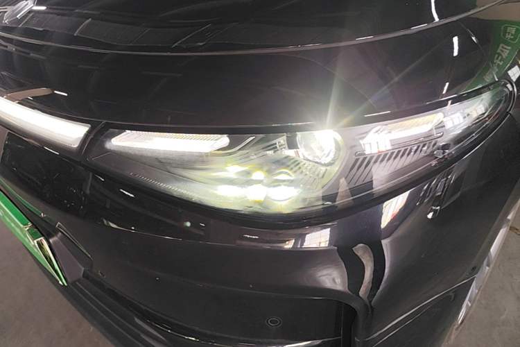 Used Leapmotor C16 2026 Extended-Range 280 LiDAR Zhizun Edition 6 Seats Left Front Headlight