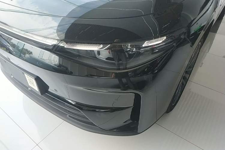 Used Leapmotor C16 2026 All-Electric 630 LiDAR Zhizun Edition 6 Seats Left Front Headlight