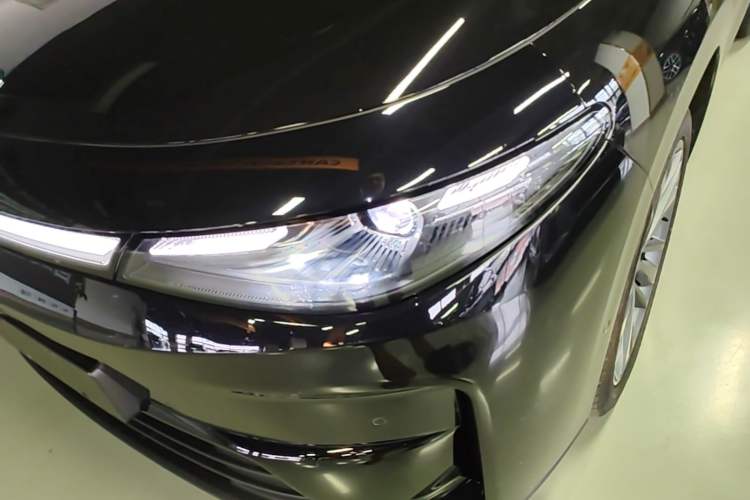 Used Leapmotor C16 2026 Extended-Range 280 LiDAR Zhizun Edition 6 Seats Left Front Headlight