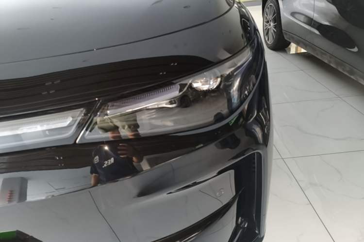 Used Leapmotor C16 2026 Extended-Range 280 LiDAR Zhizun Edition 6 Seats Left Front Headlight