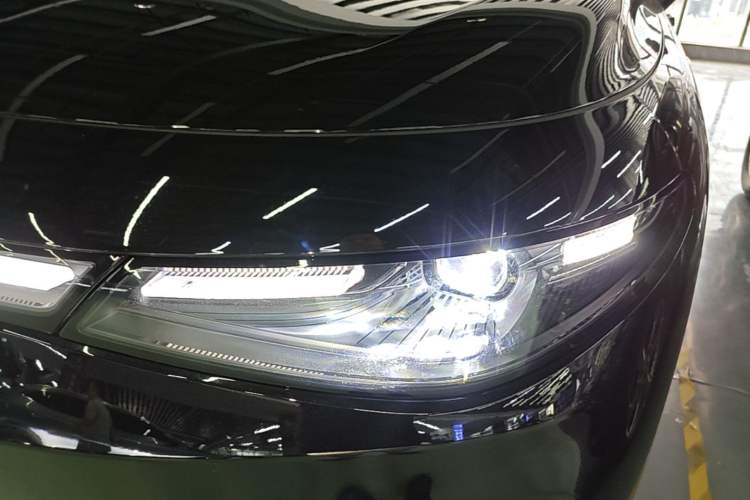 Used Leapmotor C16 2026 Extended-Range 280 LiDAR Zhizun Edition 6 Seats Left Front Headlight