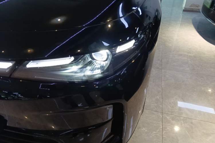 Used Leapmotor C16 2026 Extended-Range 280 LiDAR Zhizun Edition 6 Seats Left Front Headlight