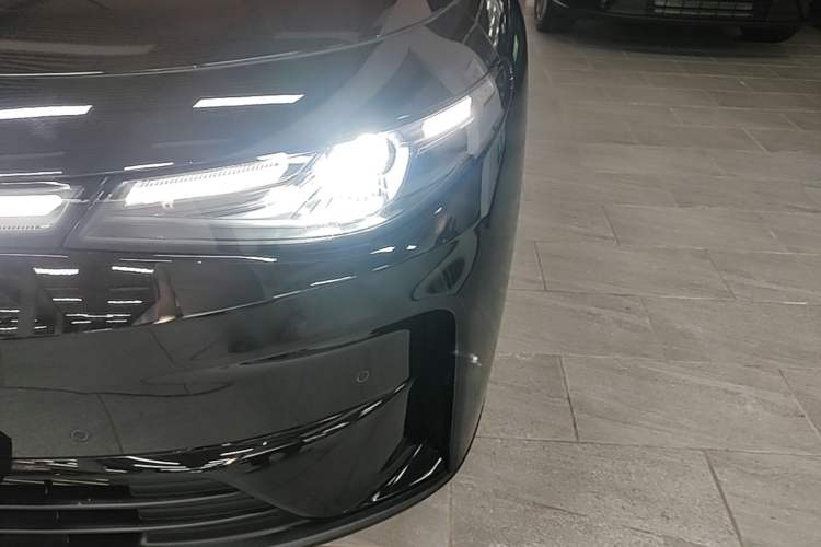 Used Leapmotor C16 2026 Extended-Range 280 LiDAR Zhizun Edition 6 Seats Left Front Headlight