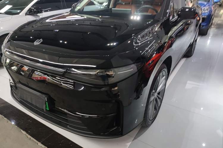 Used Leapmotor C16 2026 Pure Electric 630 LiDAR Zhizun Edition 5 Seats Left Front Headlight
