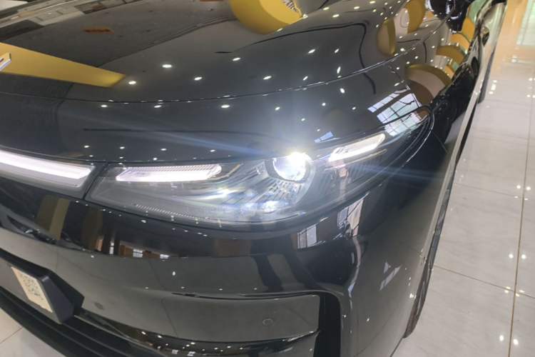 Used Leapmotor C16 2026 Extended-Range 280 LiDAR Zhizun Edition 6 Seats Left Front Headlight