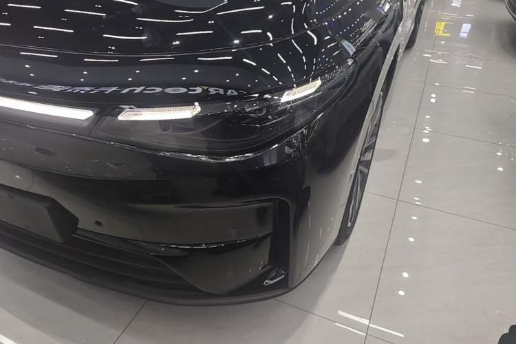 Used Leapmotor C16 2026 Extended-Range 280 LiDAR Zhizun Edition 6 Seats Left Front Headlight
