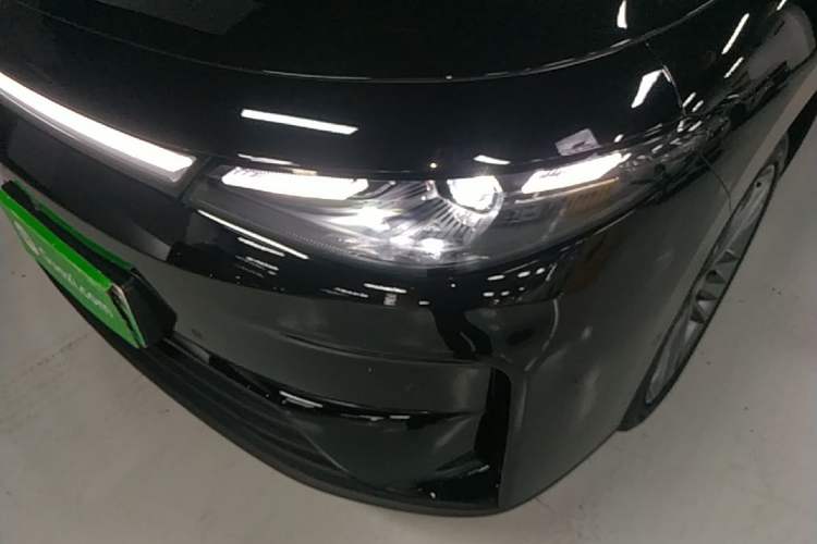 Used Leapmotor C16 2026 All-Electric 630 LiDAR Zhizun Edition 6 Seats Left Front Headlight