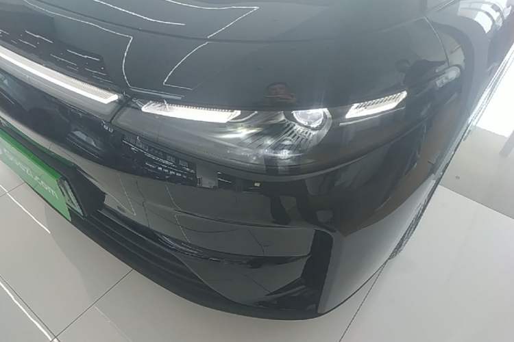 Used Leapmotor C16 2026 Extended-Range 280 LiDAR Zhizun Edition 6 Seats Left Front Headlight