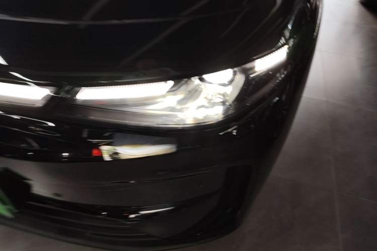 Used Leapmotor C16 2026 Extended-Range 280 LiDAR Zhizun Edition 6 Seats Left Front Headlight