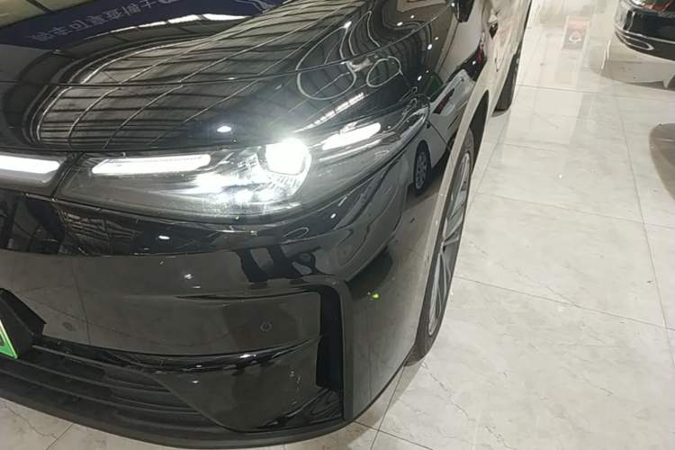 Used Leapmotor C16 2026 Extended-Range 280 LiDAR Zhizun Edition 6 Seats Left Front Headlight