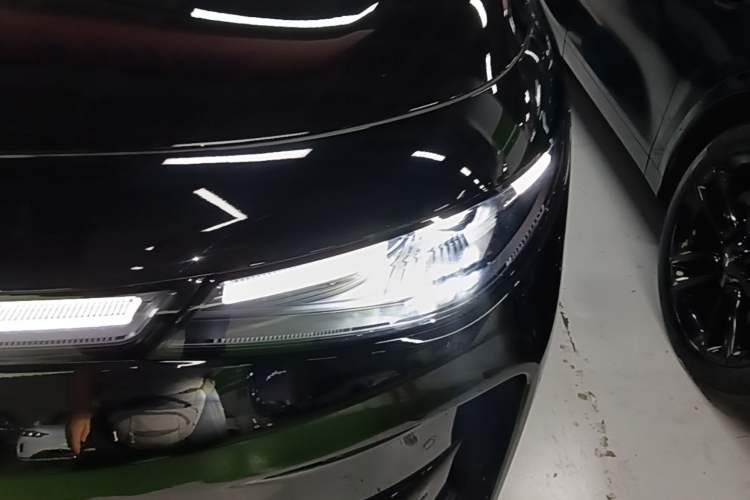 Used Leapmotor C16 2026 Extended-Range 280 LiDAR Zhizun Edition 6 Seats Left Front Headlight