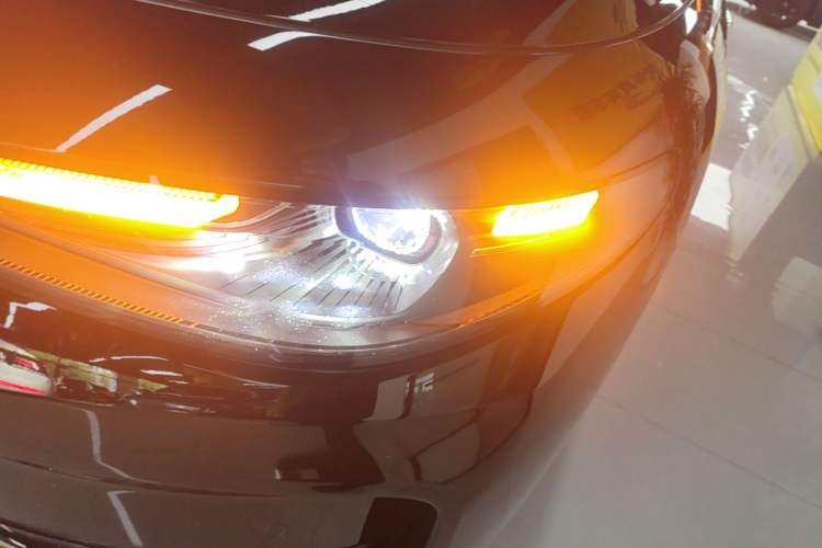 Used Leapmotor C16 2026 Extended-Range 280 LiDAR Version 6 Seats Left Front Headlight