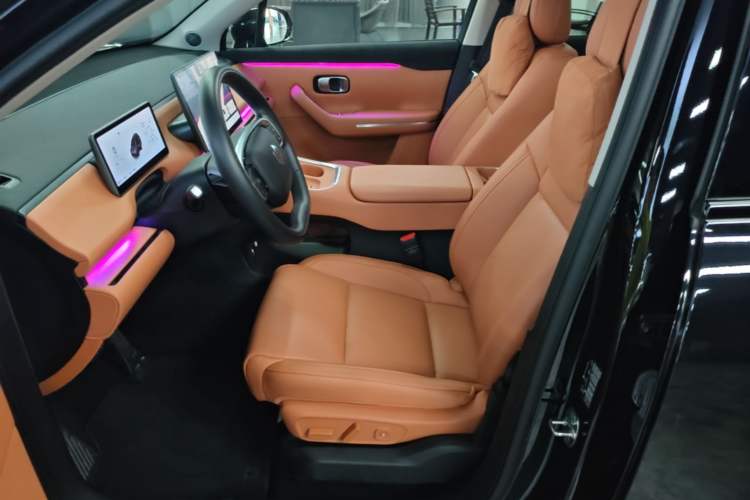 Used Leapmotor C16 2026 Extended-Range 280 LiDAR Zhizun Edition 6 Seats Left Front Seat
