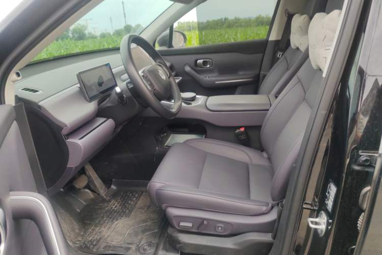 Used Leapmotor C16 2026 Extended-Range 280 LiDAR Zhizun Edition 6 Seats Left Front Seat