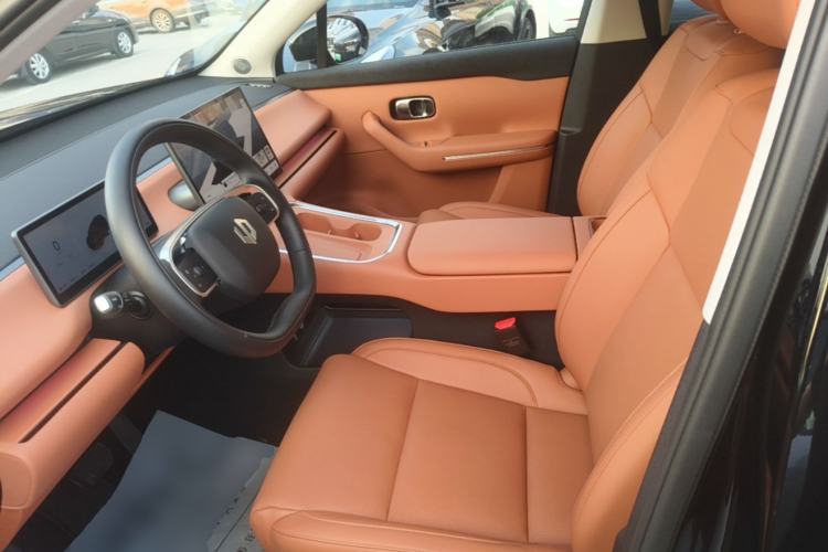 Used Leapmotor C16 2026 Extended-Range 280 LiDAR Zhizun Edition 6 Seats Left Front Seat