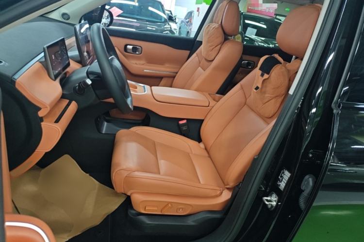 Used Leapmotor C16 2026 Extended-Range 280 LiDAR Zhizun Edition 6 Seats Left Front Seat