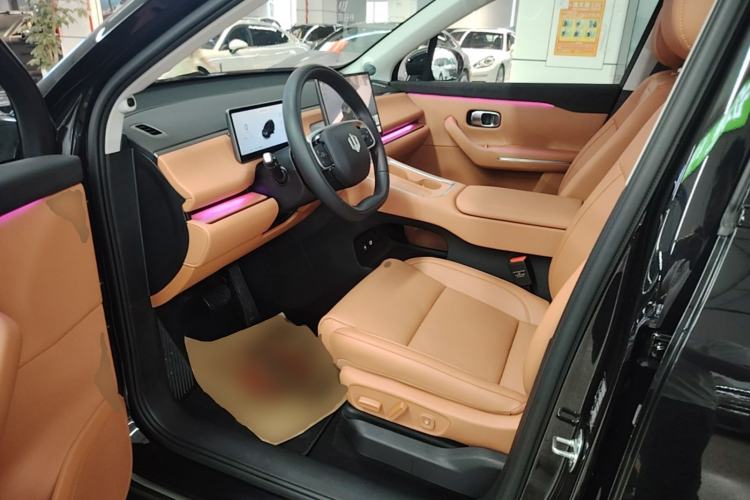 Used Leapmotor C16 2026 Extended-Range 280 LiDAR Zhizun Edition 6 Seats Left Front Seat