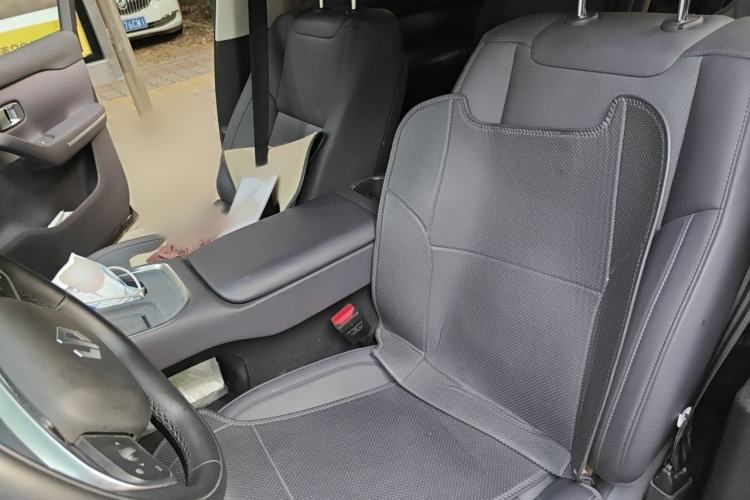 Used Leapmotor C16 2026 Extended-Range 280 LiDAR Zhizun Edition 6 Seats Left Front Seat