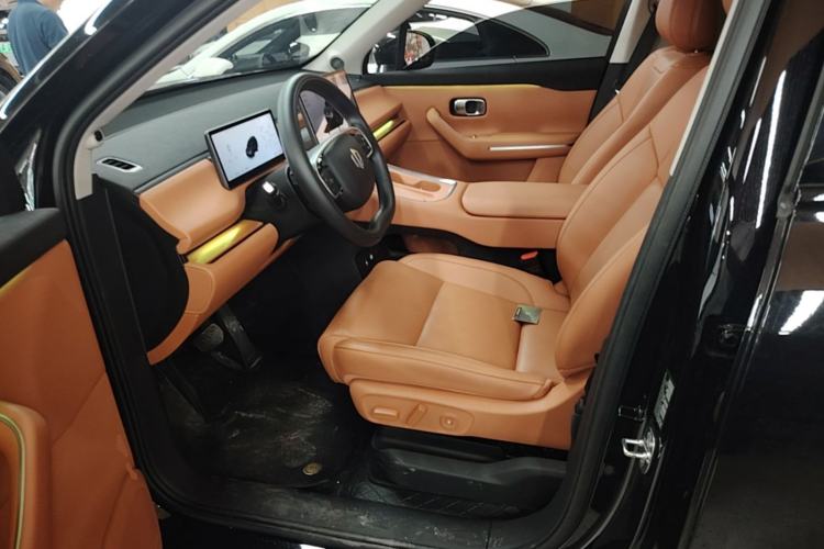 Used Leapmotor C16 2026 Extended-Range 280 LiDAR Zhizun Edition 6 Seats Left Front Seat