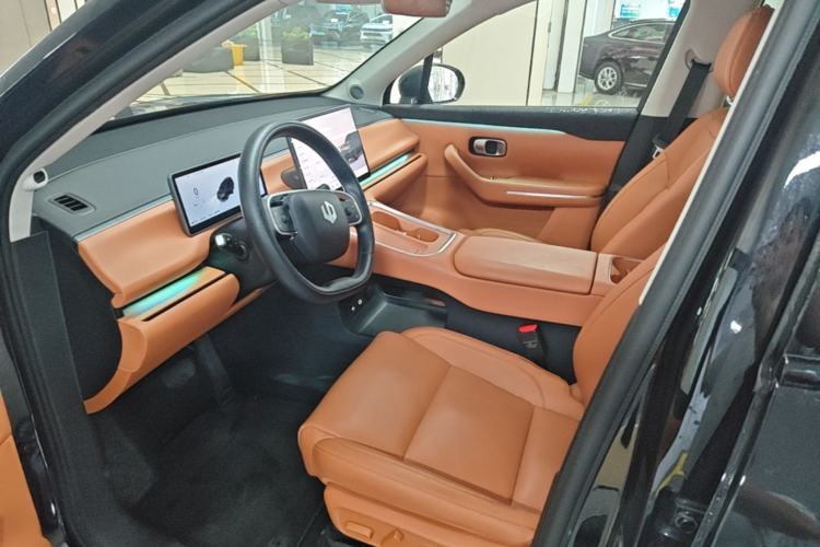 Used Leapmotor C16 2026 Extended-Range 280 LiDAR Zhizun Edition 6 Seats Left Front Seat