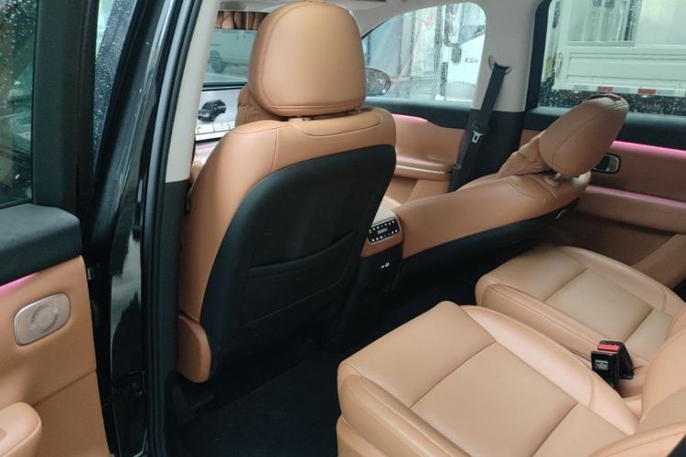 Used Leapmotor C16 2026 Extended-Range 280 LiDAR Zhizun Edition 6 Seats Left Front Seat