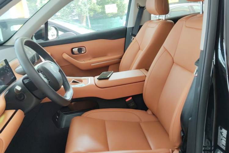 Used Leapmotor C16 2026 Extended-Range 280 LiDAR Zhizun Edition 6 Seats Left Front Seat