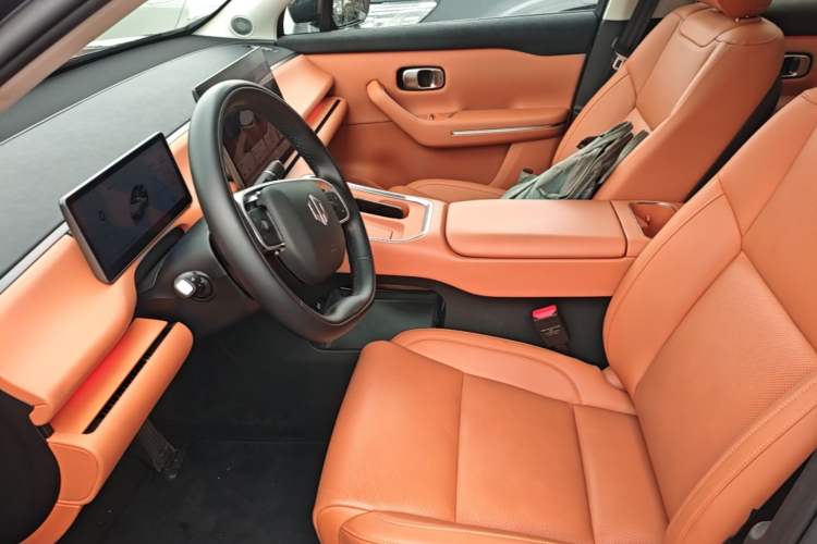 Used Leapmotor C16 2026 Extended-Range 280 LiDAR Zhizun Edition 6 Seats Left Front Seat