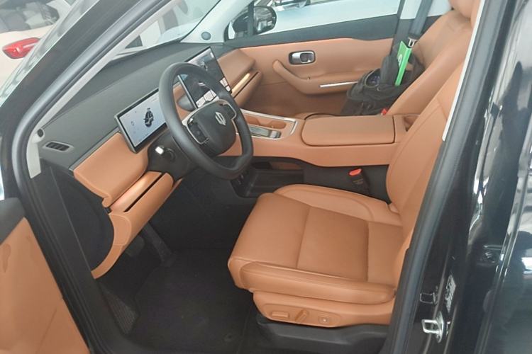 Used Leapmotor C16 2026 Extended-Range 280 LiDAR Zhizun Edition 6 Seats Left Front Seat