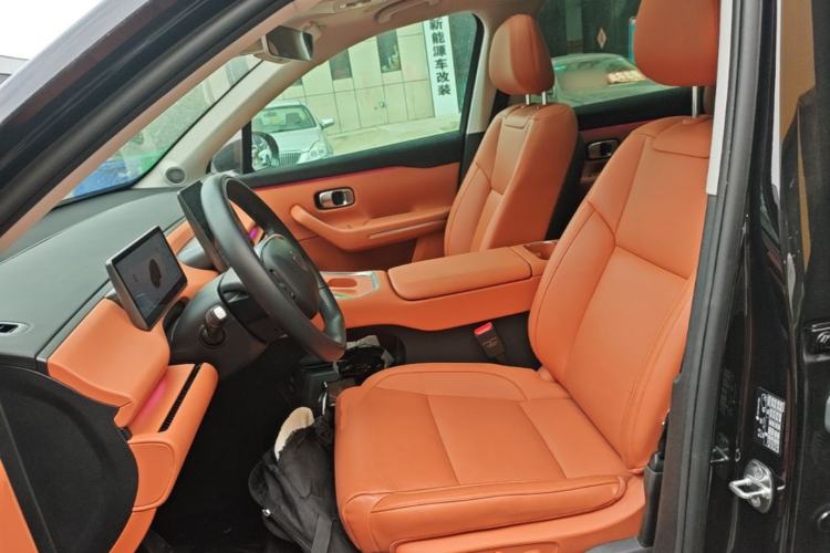 Used Leapmotor C16 2026 Extended-Range 280 LiDAR Zhizun Edition 6 Seats Left Front Seat