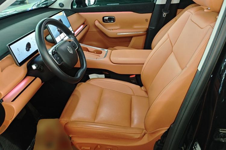 Used Leapmotor C16 2026 Extended-Range 280 LiDAR Zhizun Edition 6 Seats Left Front Seat
