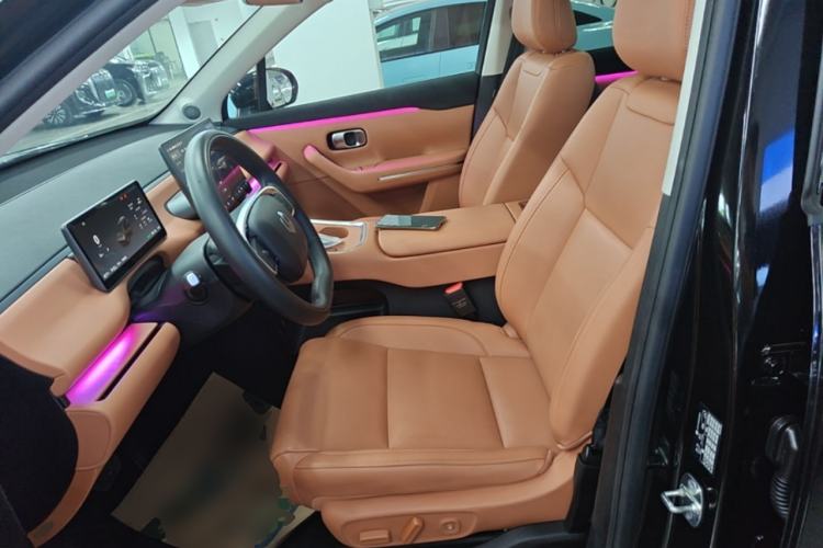 Used Leapmotor C16 2026 Extended-Range 280 LiDAR Zhizun Edition 6 Seats Left Front Seat