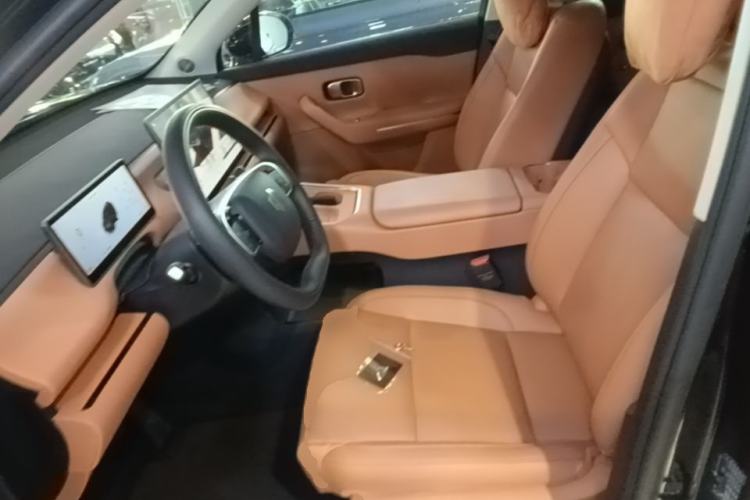 Used Leapmotor C16 2026 Extended-Range 280 LiDAR Zhizun Edition 6 Seats Left Front Seat