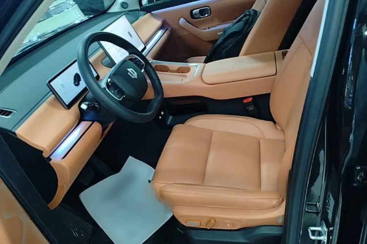 Used Leapmotor C16 2026 Extended-Range 280 LiDAR Zhizun Edition 6 Seats Left Front Seat