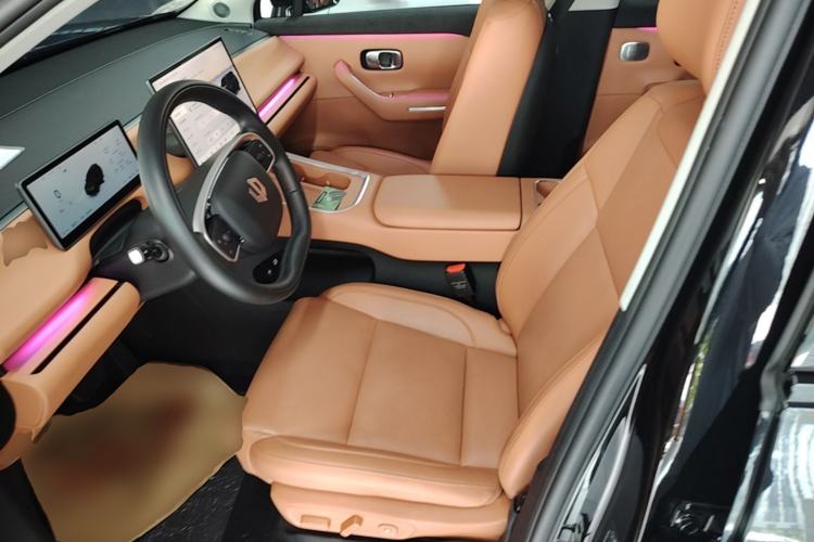 Used Leapmotor C16 2026 Extended-Range 280 LiDAR Zhizun Edition 6 Seats Left Front Seat