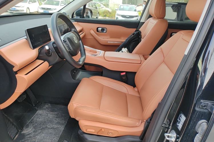 Used Leapmotor C16 2026 Extended-Range 280 LiDAR Zhizun Edition 6 Seats Left Front Seat