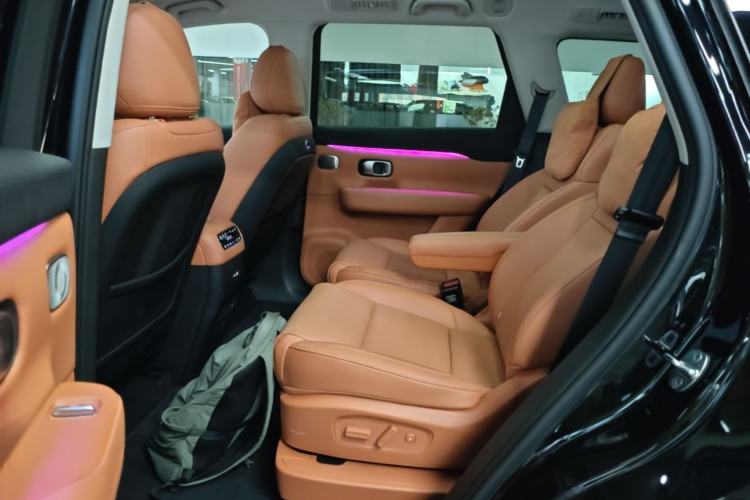 Used Leapmotor C16 2026 Extended-Range 280 LiDAR Zhizun Edition 6 Seats Left Rear Seat