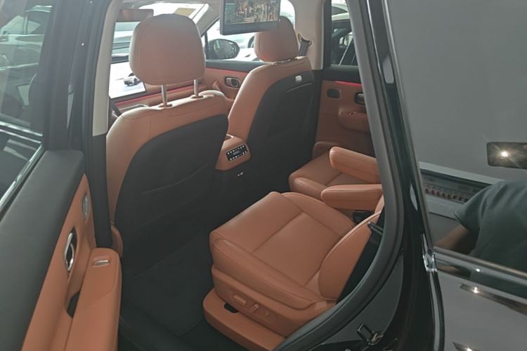 Used Leapmotor C16 2026 Extended-Range 280 LiDAR Zhizun Edition 6 Seats Left Rear Seat