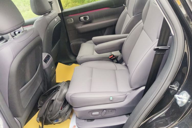 Used Leapmotor C16 2026 All-Electric 630 LiDAR Version 6-Seater Left Rear Seat