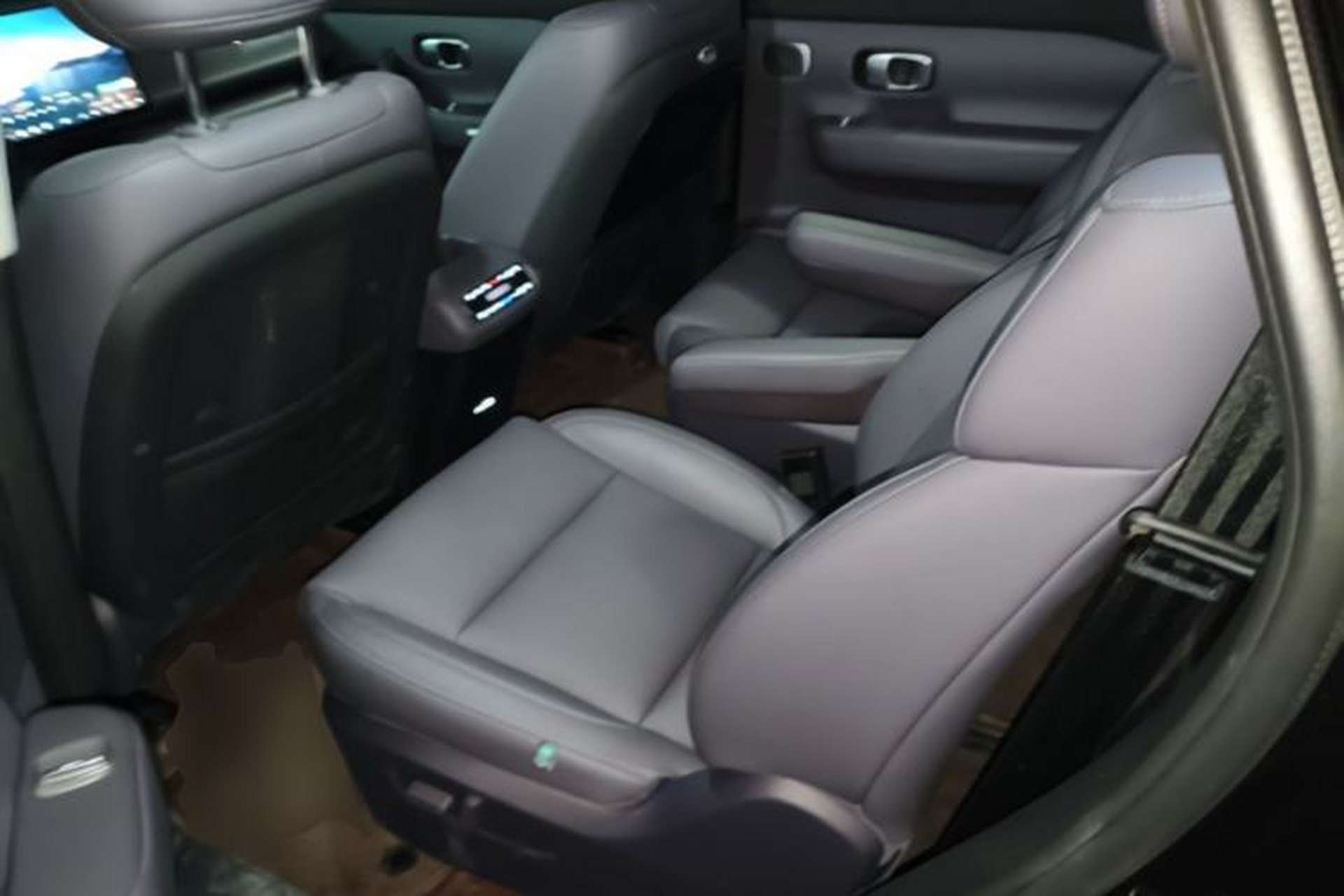 Used Leapmotor C16 2026 Range-Extended 200 Prestige 6-Seater Left Rear Seat