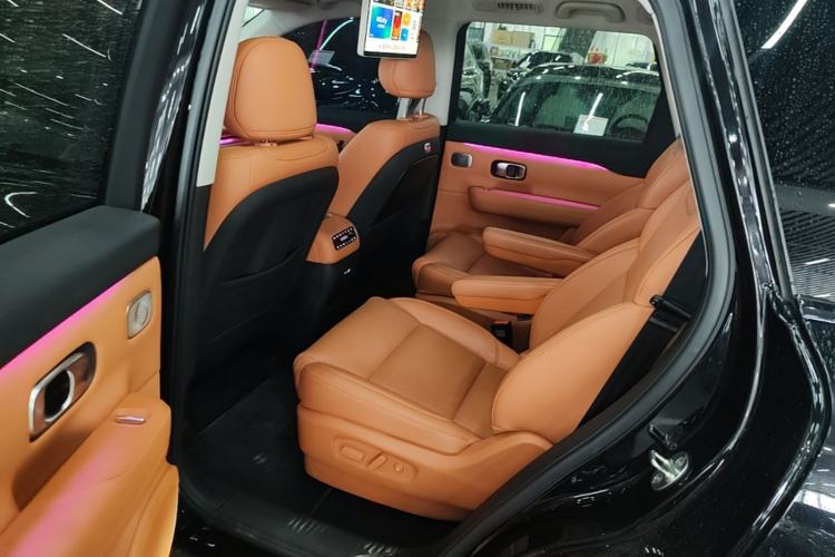 Used Leapmotor C16 2026 Extended-Range 280 LiDAR Zhizun Edition 6 Seats Left Rear Seat